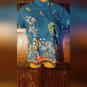 Forever 21 blue print Cheongsam style top sz L